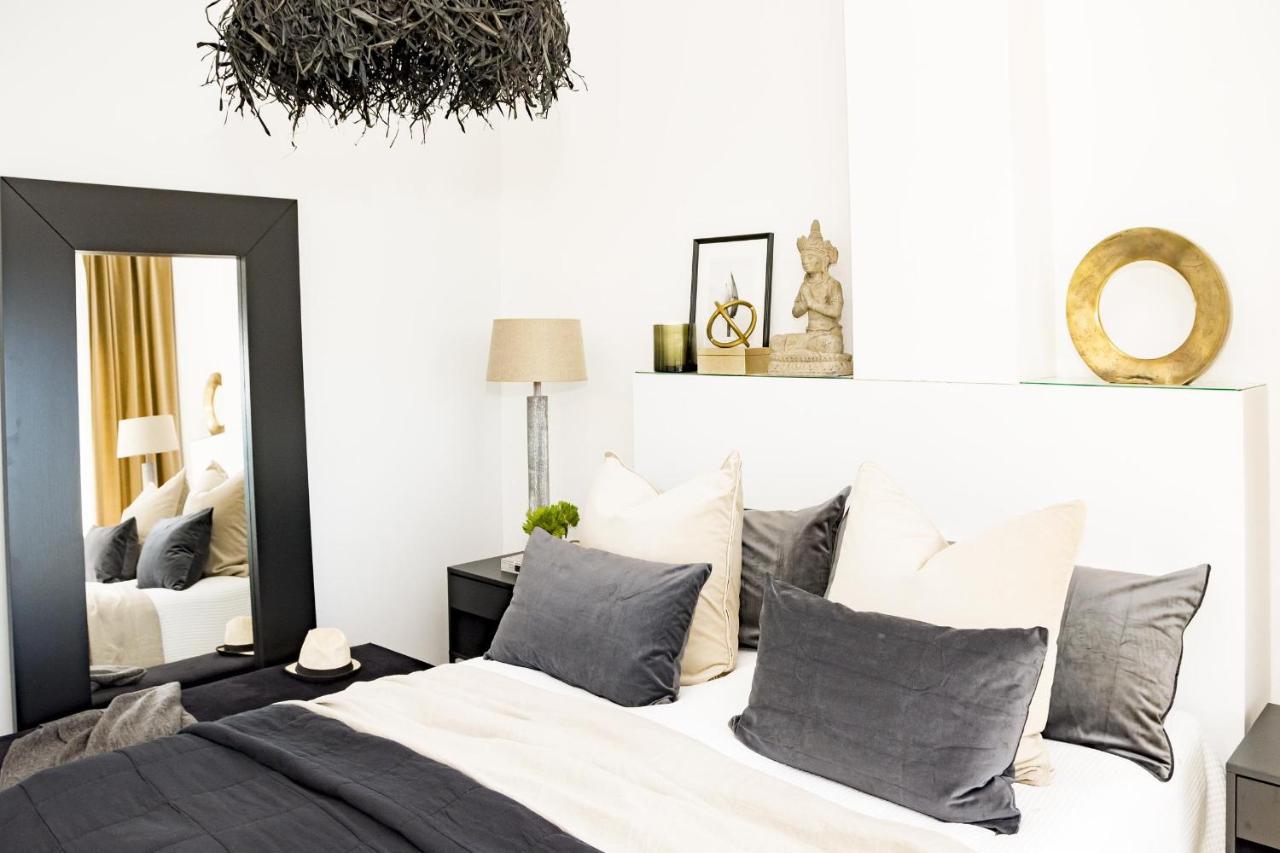 Cl- 1 Bedroom Walking Distance To Puerto Banus Marbella